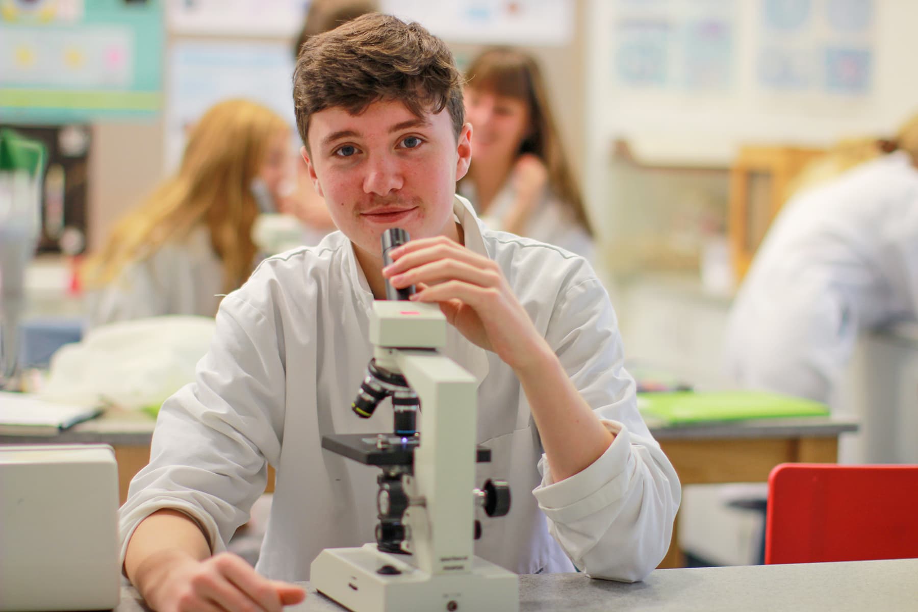 BTEC Level 3 National Extended Diploma In Applied Science PC