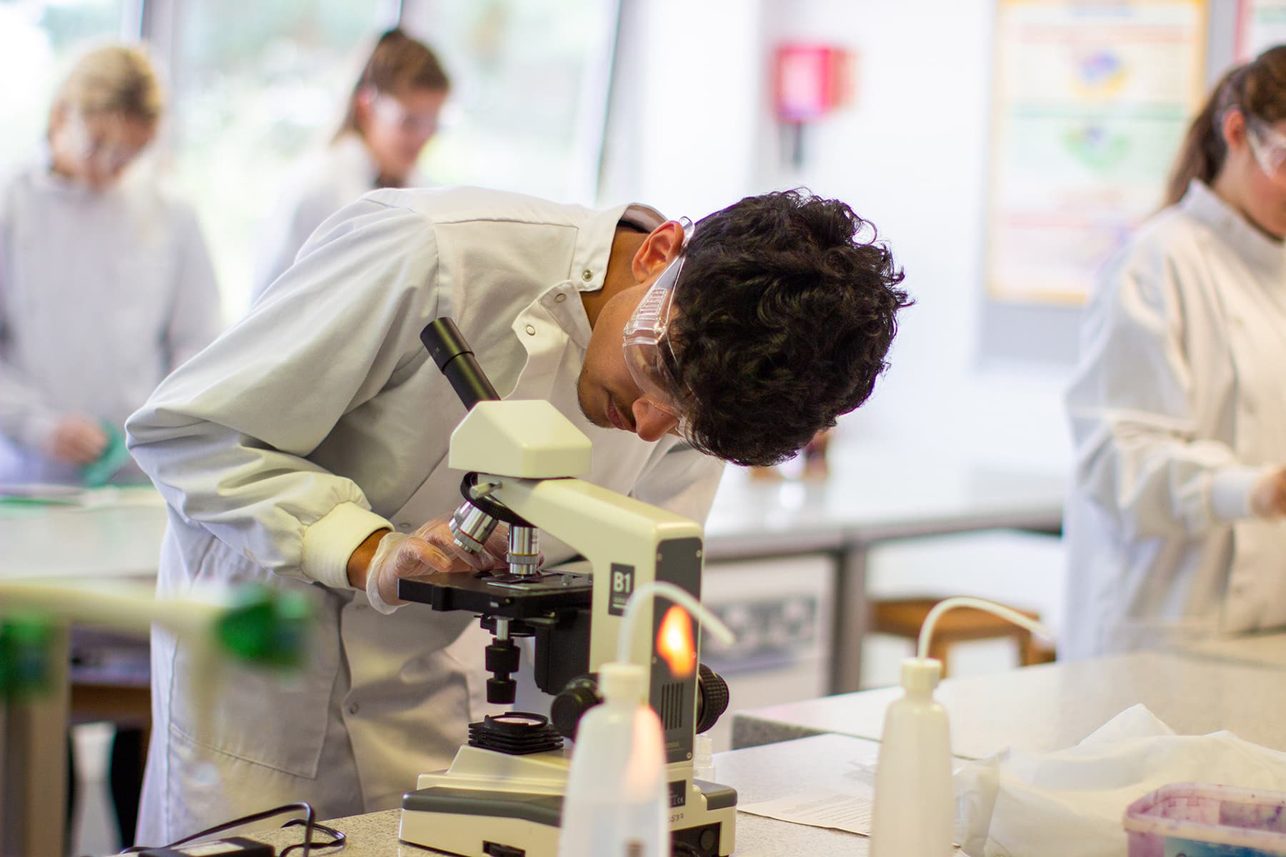 BTEC Level 3 National Foundation Diploma In Applied Science PC