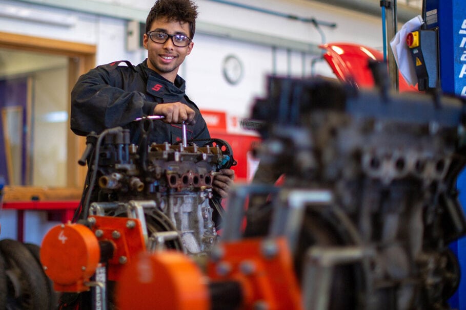 IMI Level 3 Diploma in Light Vehicle Maintenance & Repair Truro