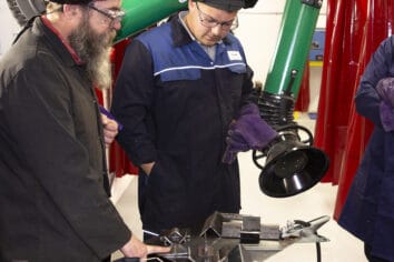 Engineering & Motorvehicle 405