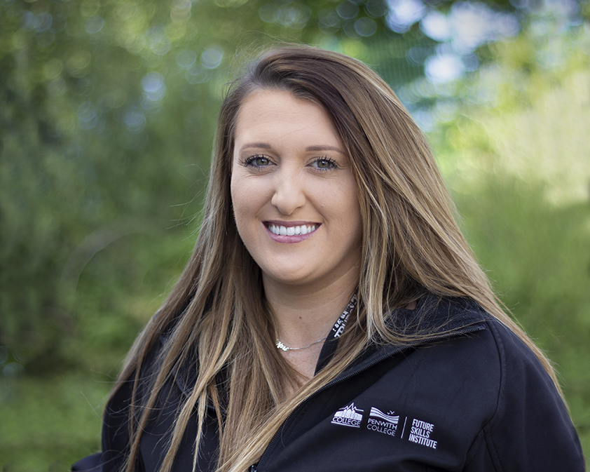 A profile photo of Jenna Hawke, an apprenticeship advisor at Truro and Penwith College.
