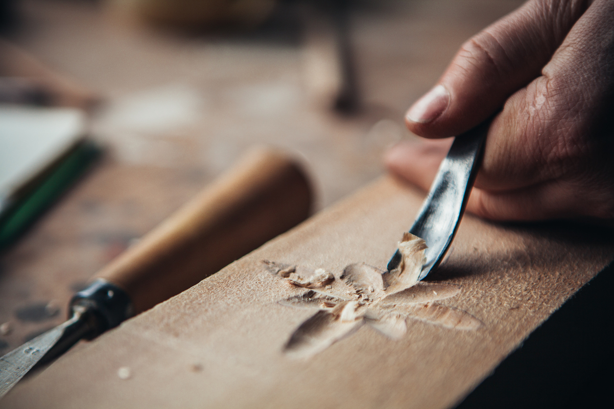 Shaping wood