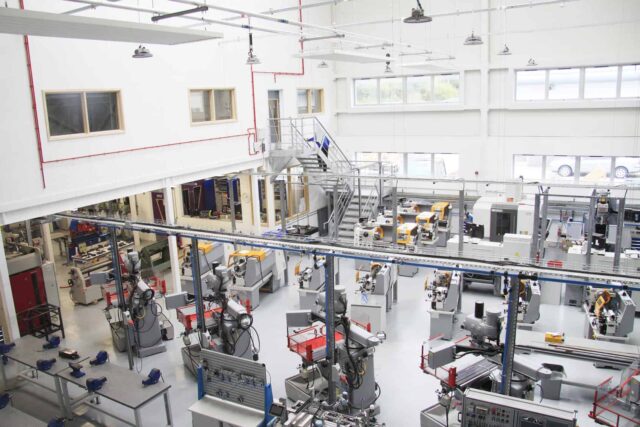 The engineering bay in Valency.