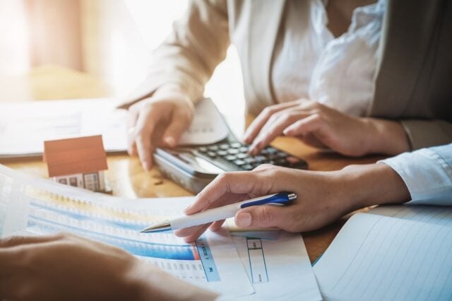 Young Businesswomen discuss the charts strategy and financial plan, Co working casual concept.
